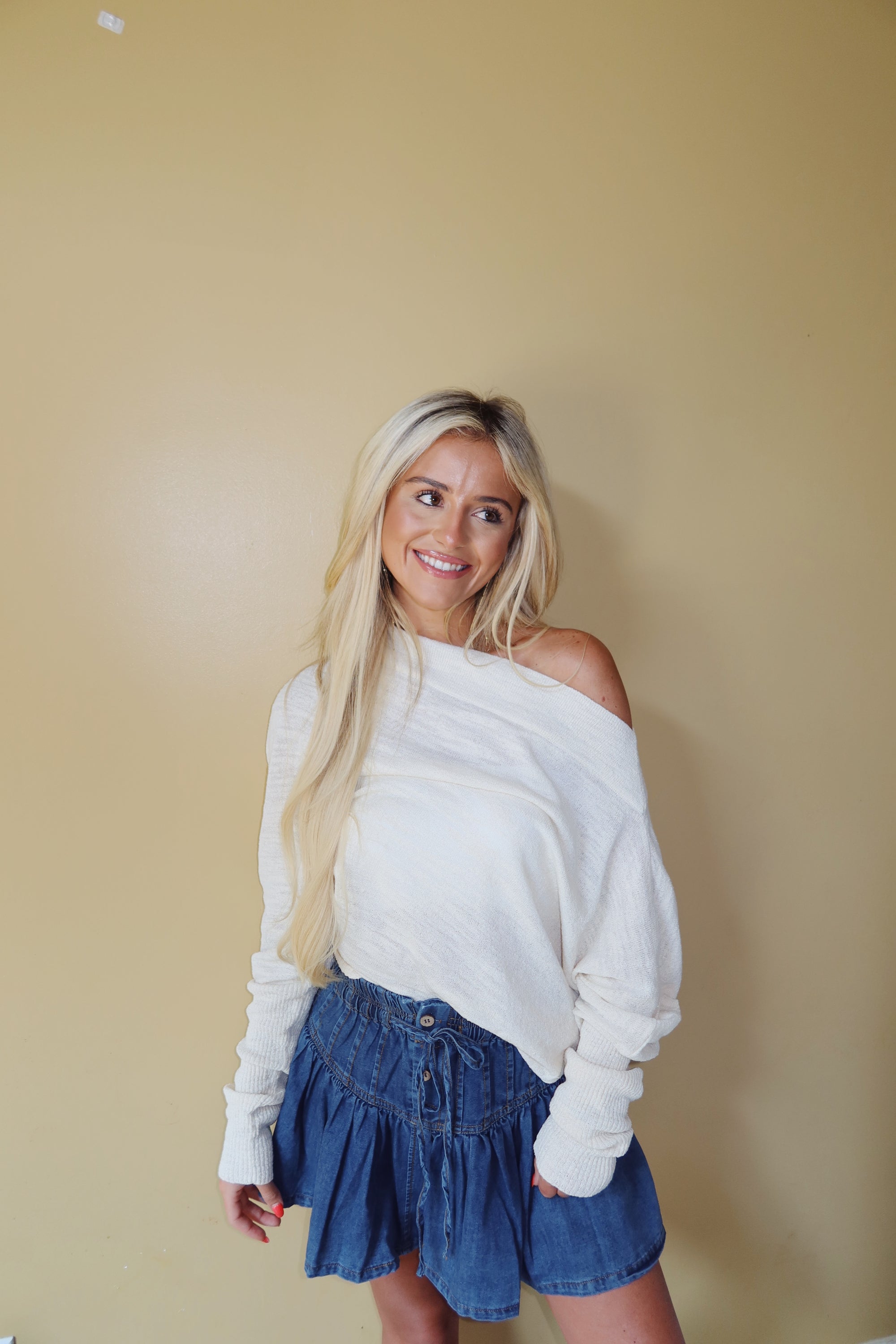 Laurel One-Shoulder Sweater (CREAM)