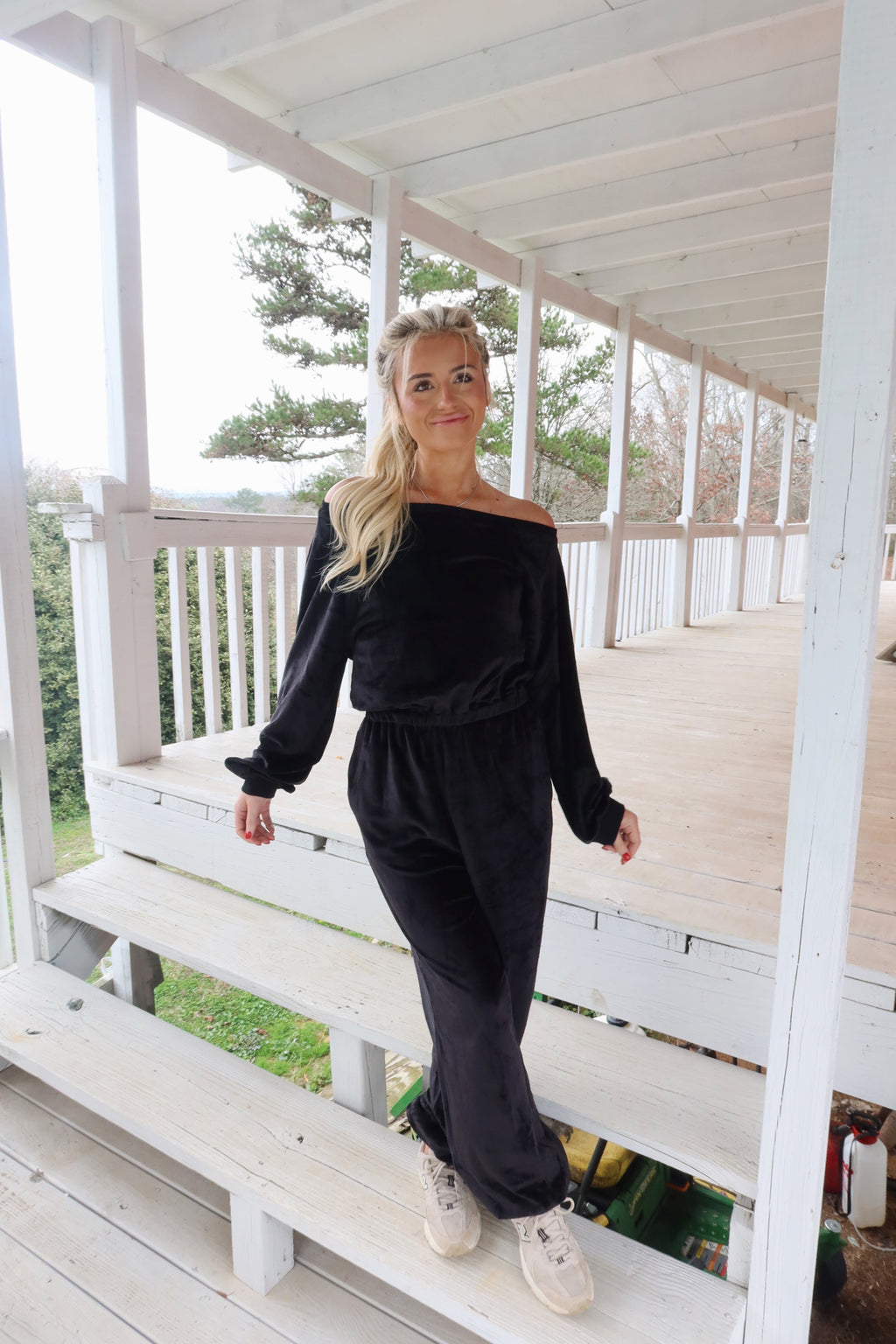 Velvet Jumpsuit (Black)