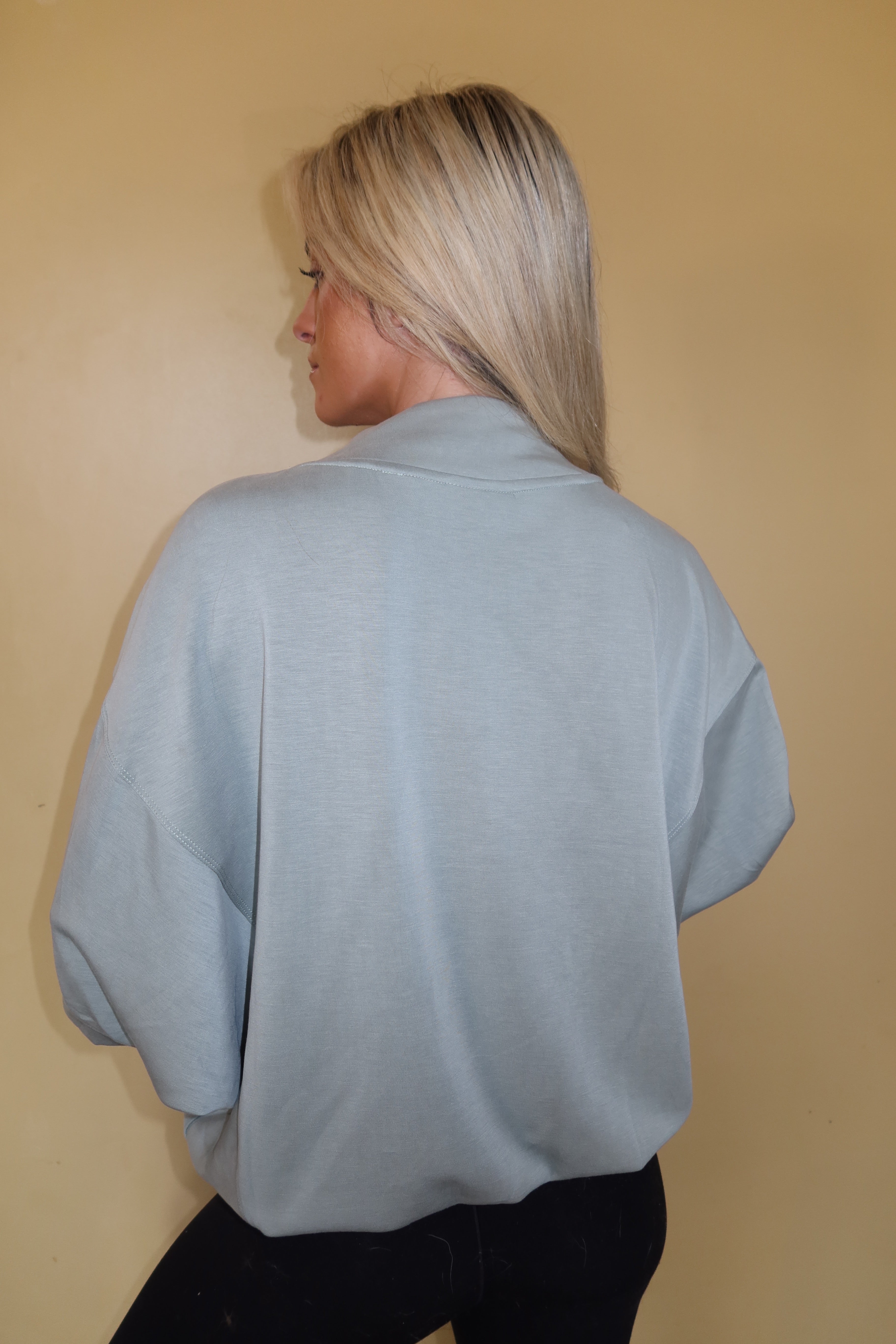 Ivy Quarter Zip – The Wknd Social