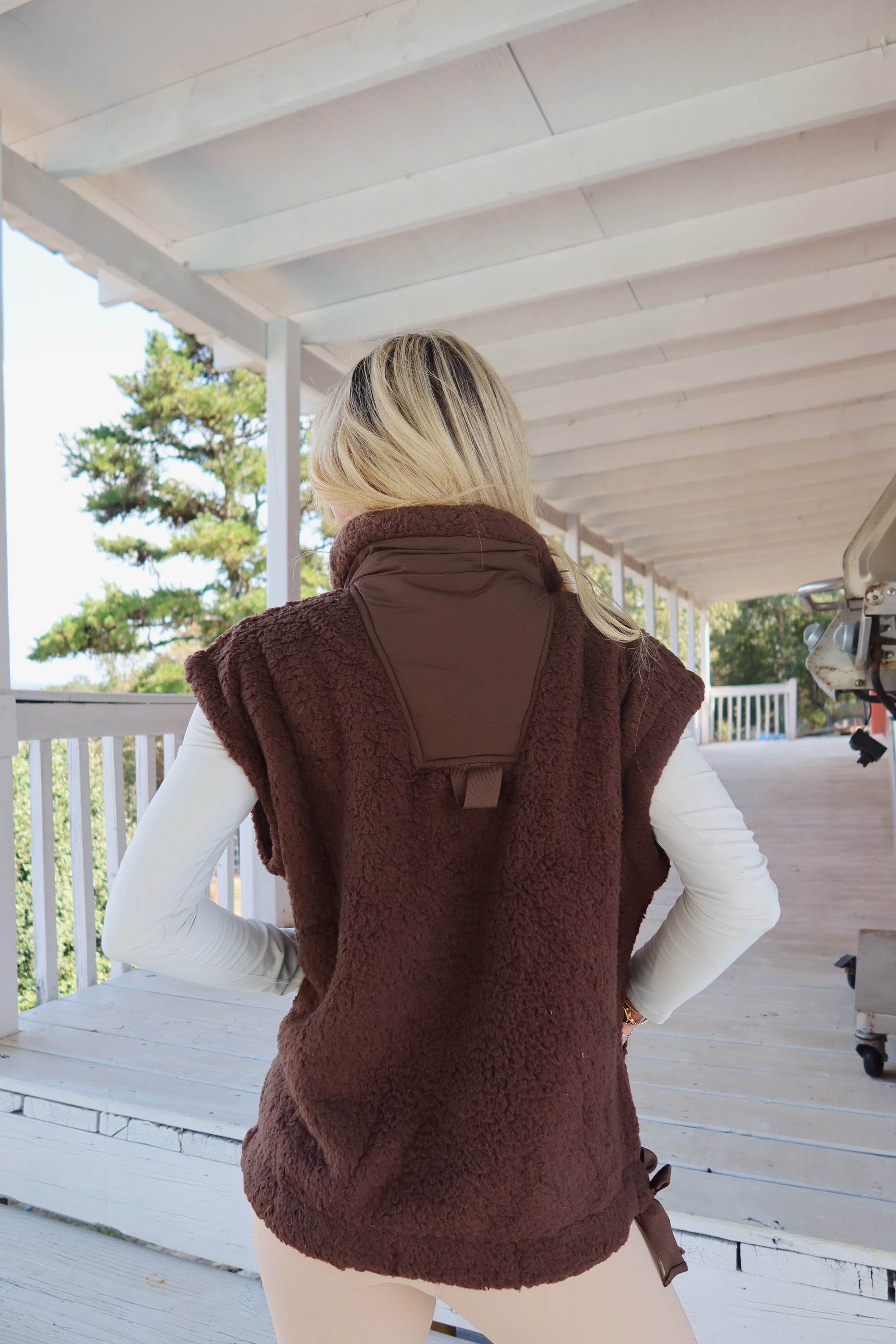 Alpine Sherpa Vest (Brown)