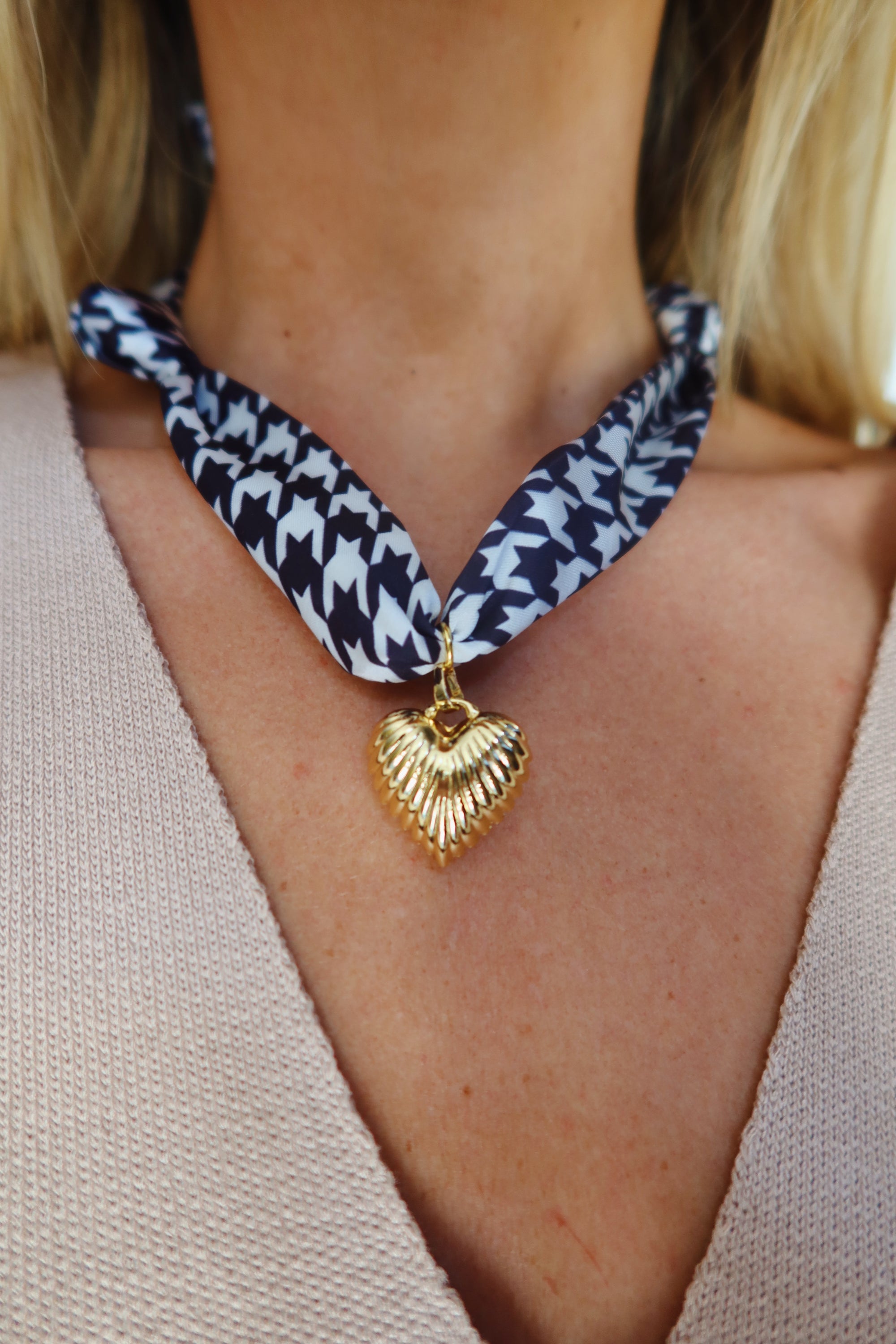 Gigi Scarf Necklace- Houndstooth