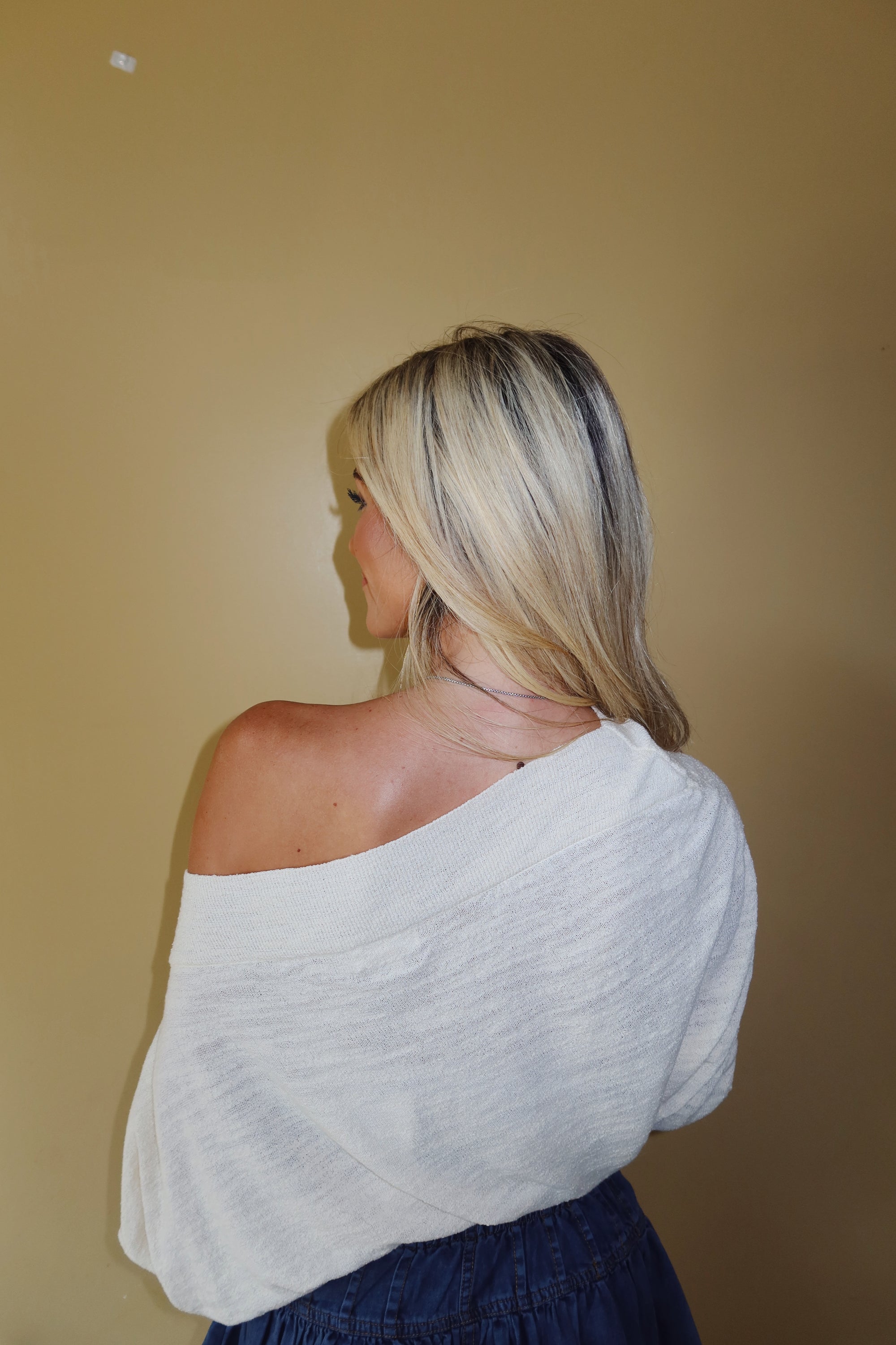 Laurel One-Shoulder Sweater (CREAM)