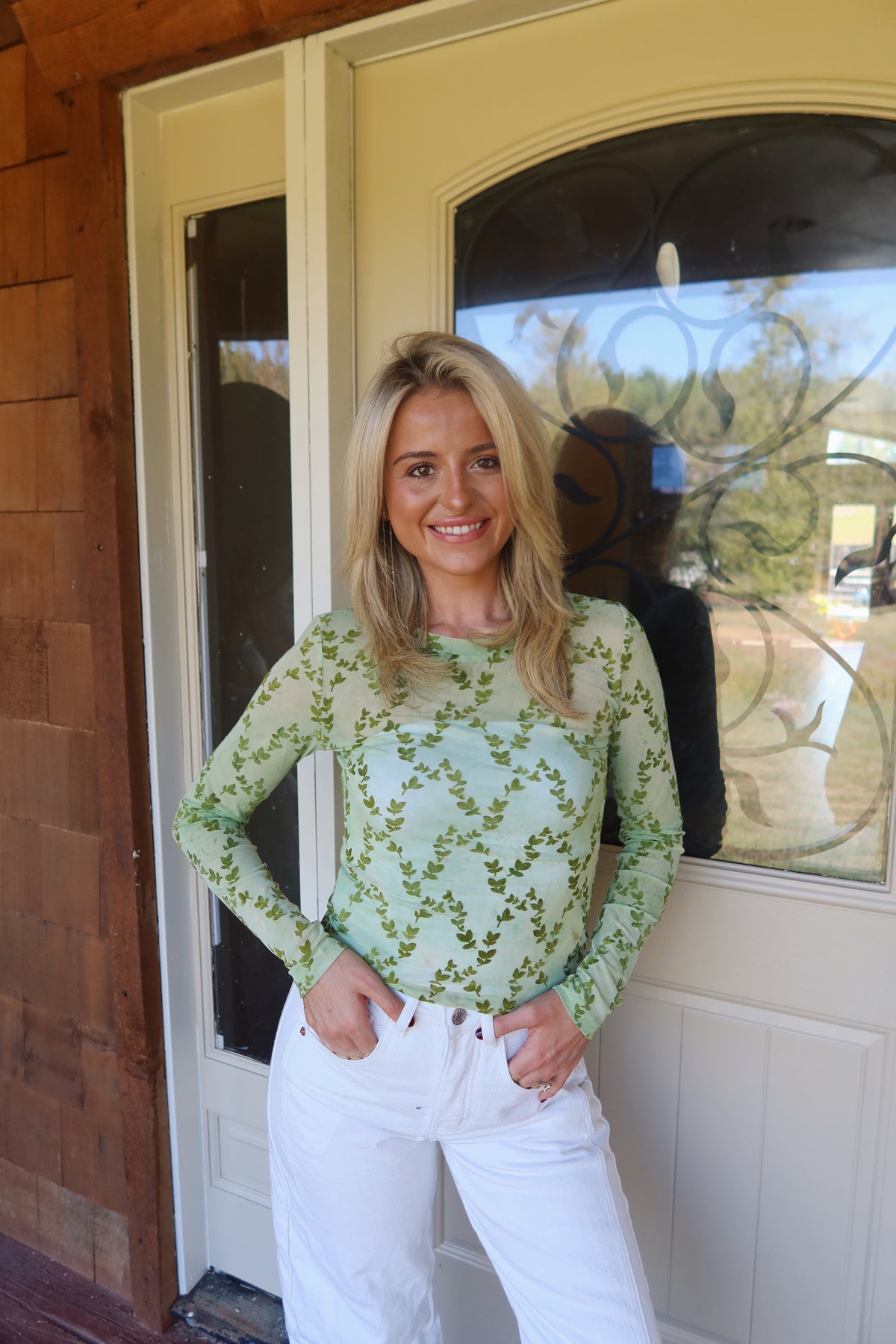 Dainty Fitted Mesh Top