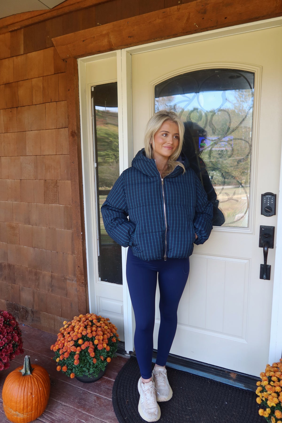 Aspen Contrast Binding Leggings