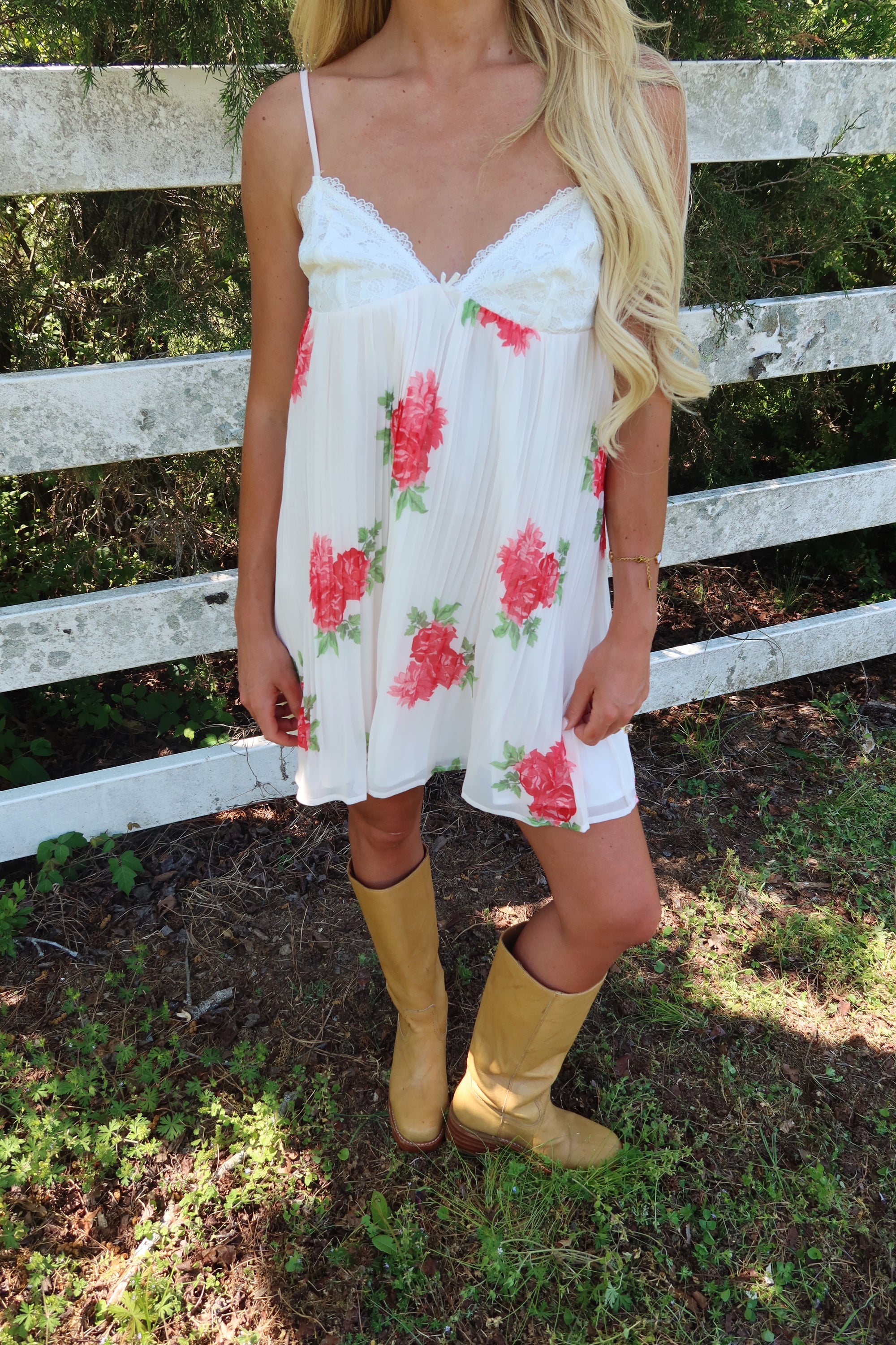 Adelaide Lace Layered Swing Dress – The Wknd Social