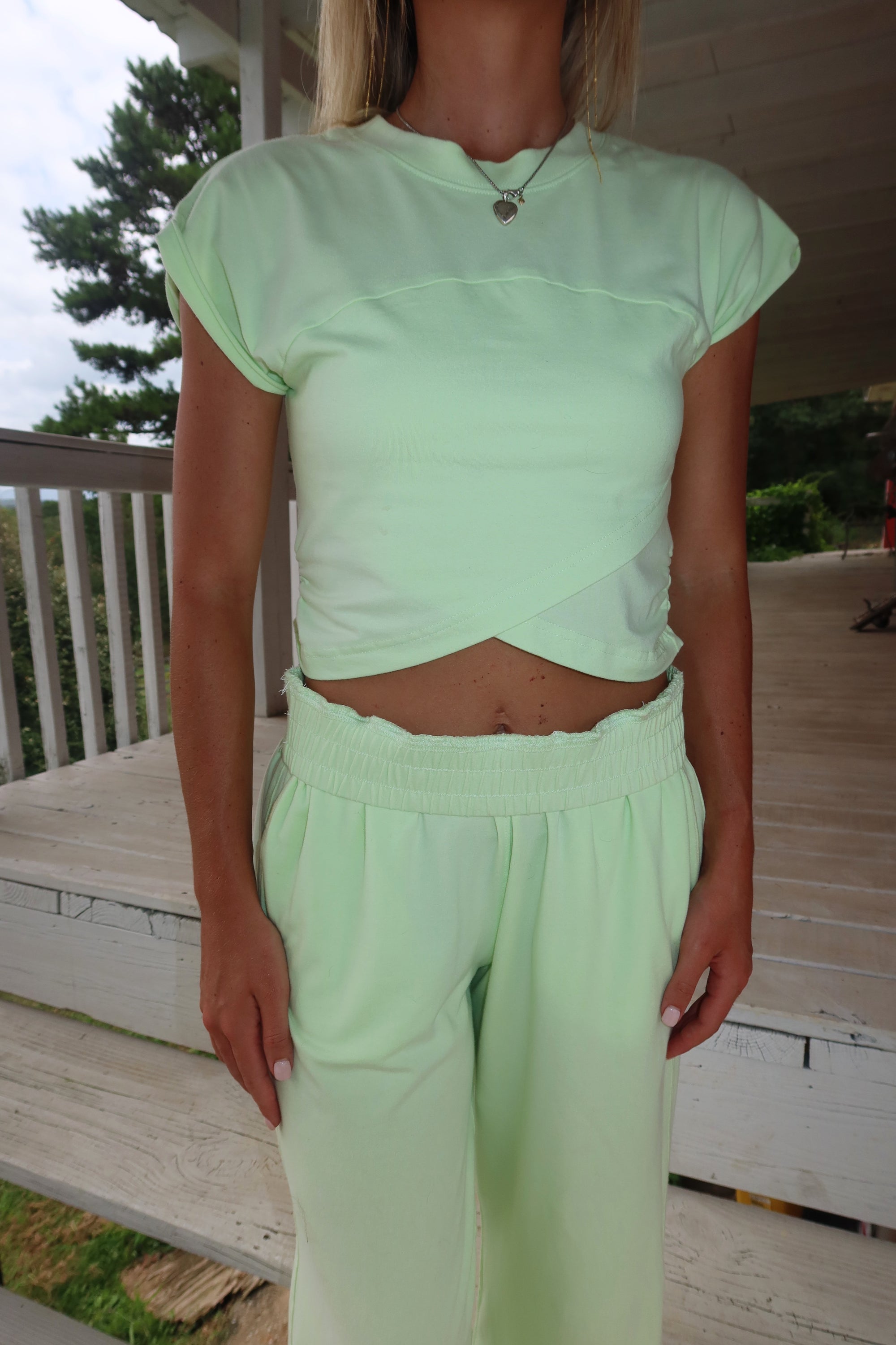 Cool Breeze Crossover Set- Lime