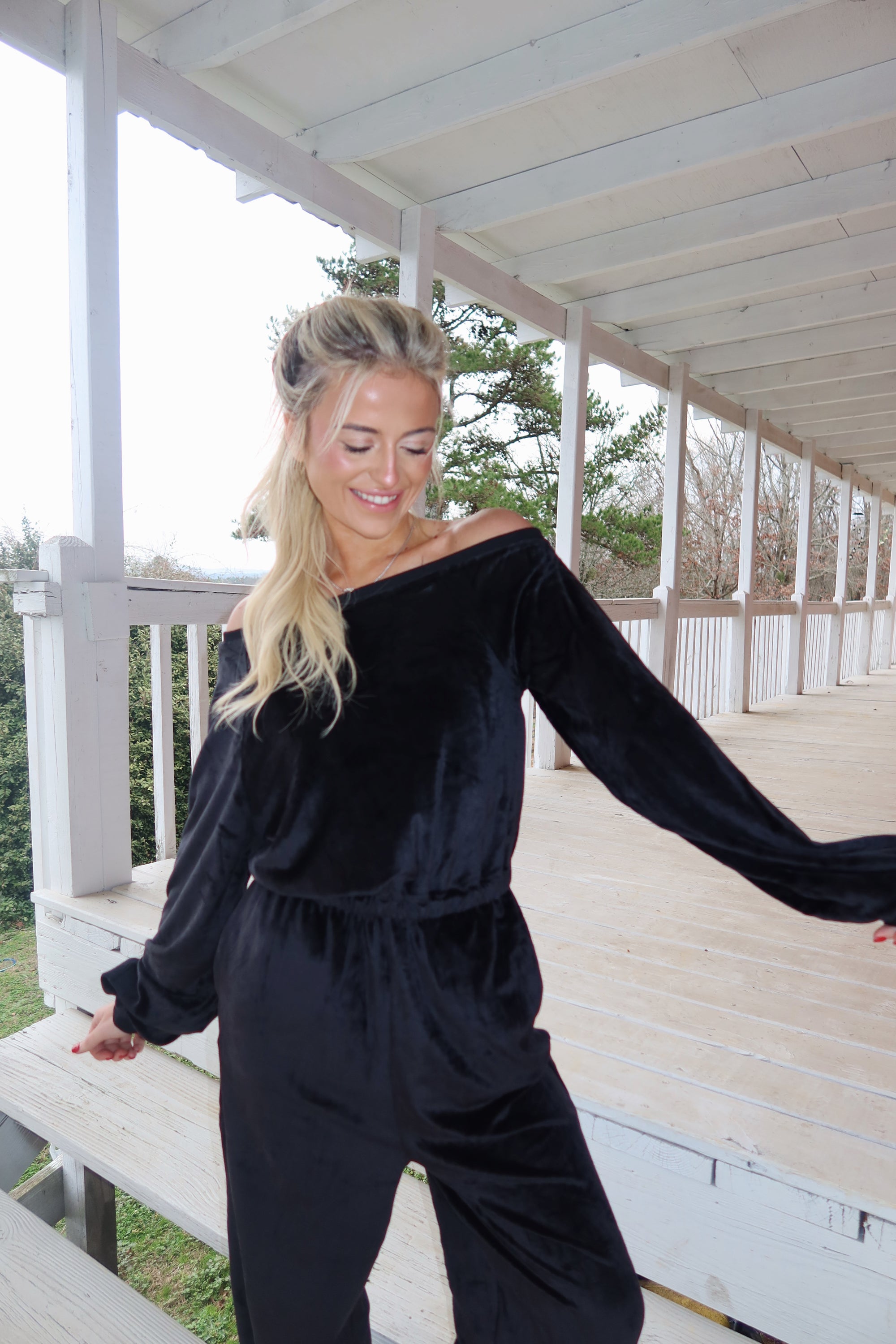Velvet Jumpsuit (Black)