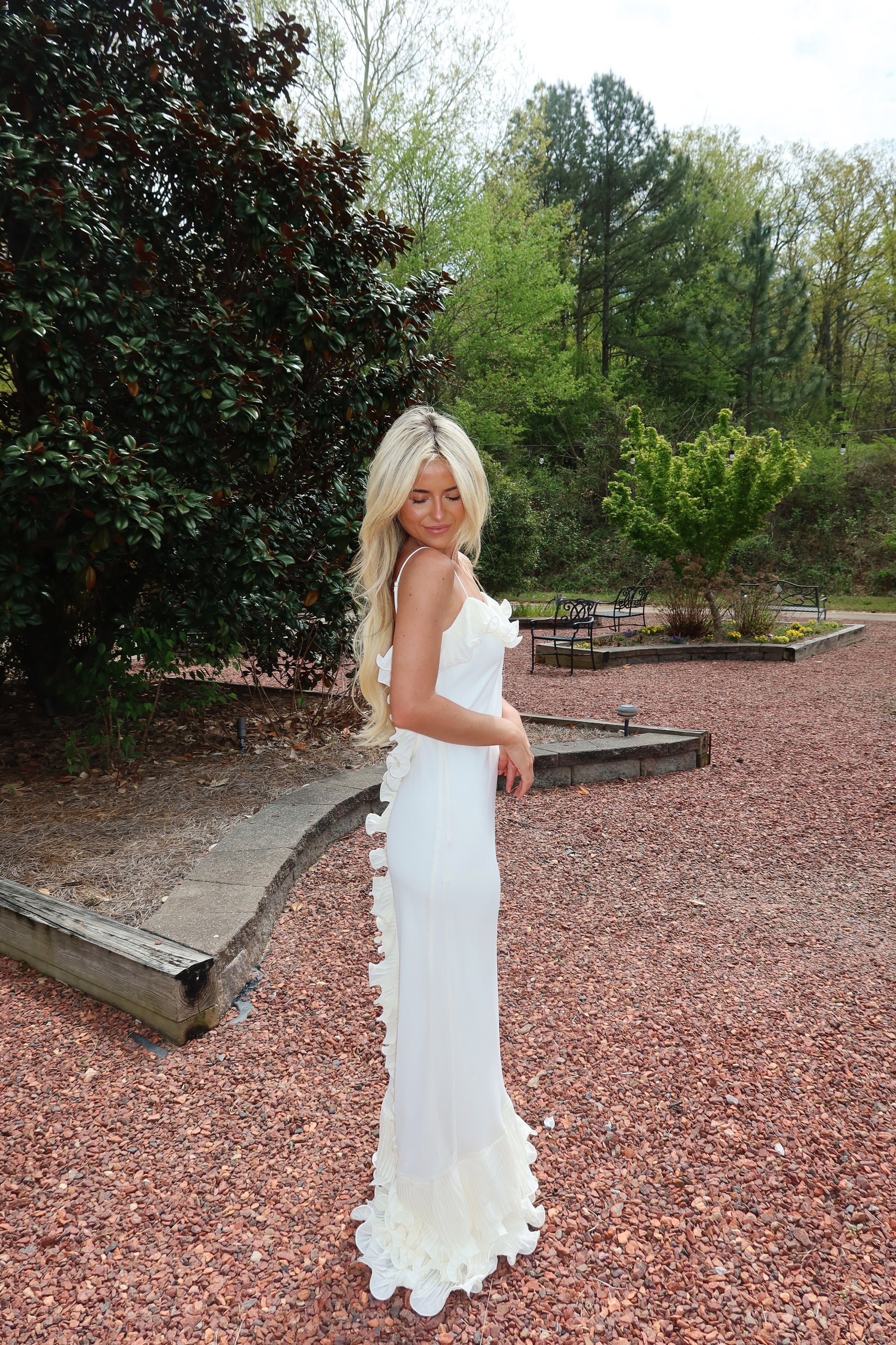 The Fleur Maxi Dress (ivory) – The Wknd Social