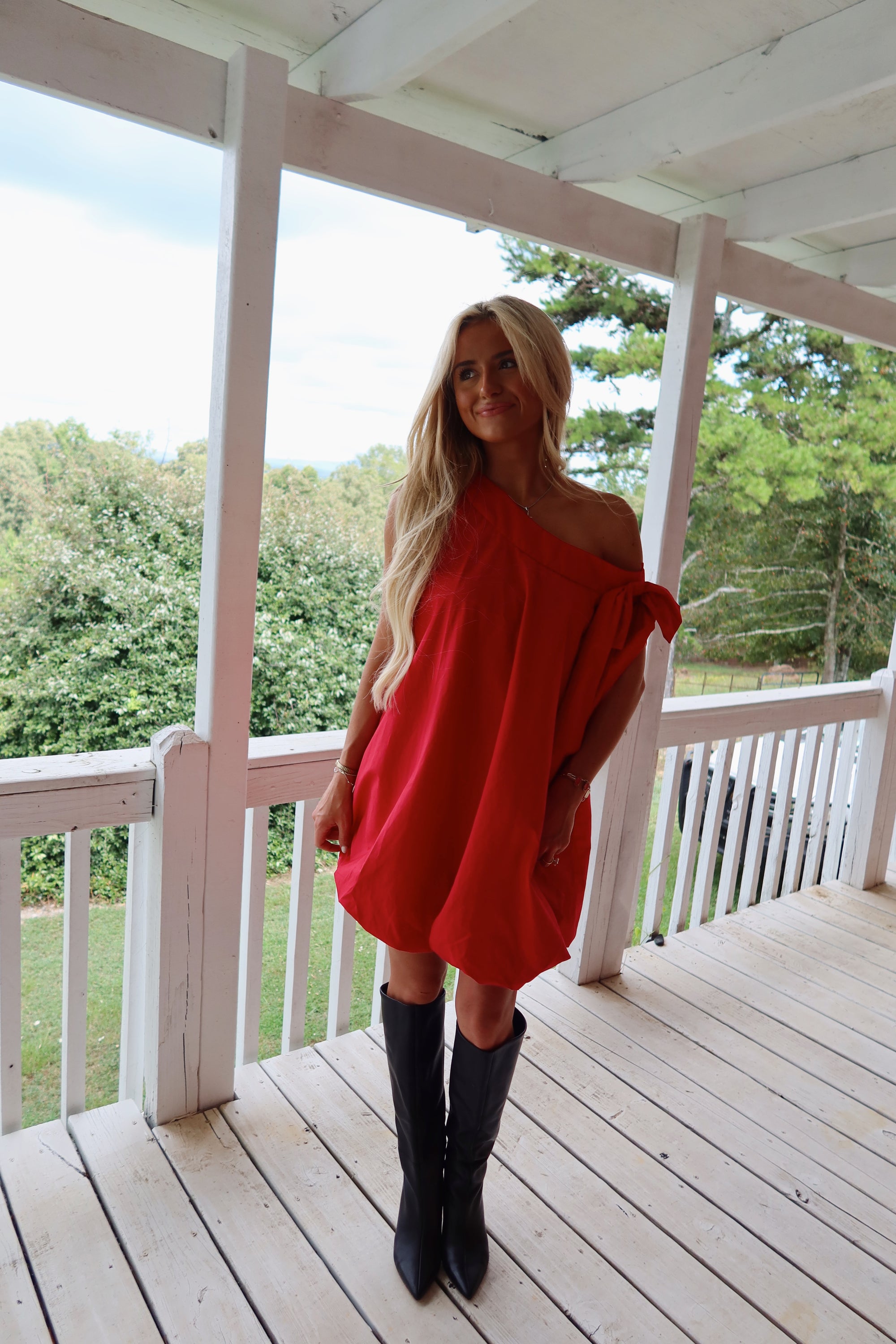 Balloon Hem One-Shoulder Mini Dress (Red)