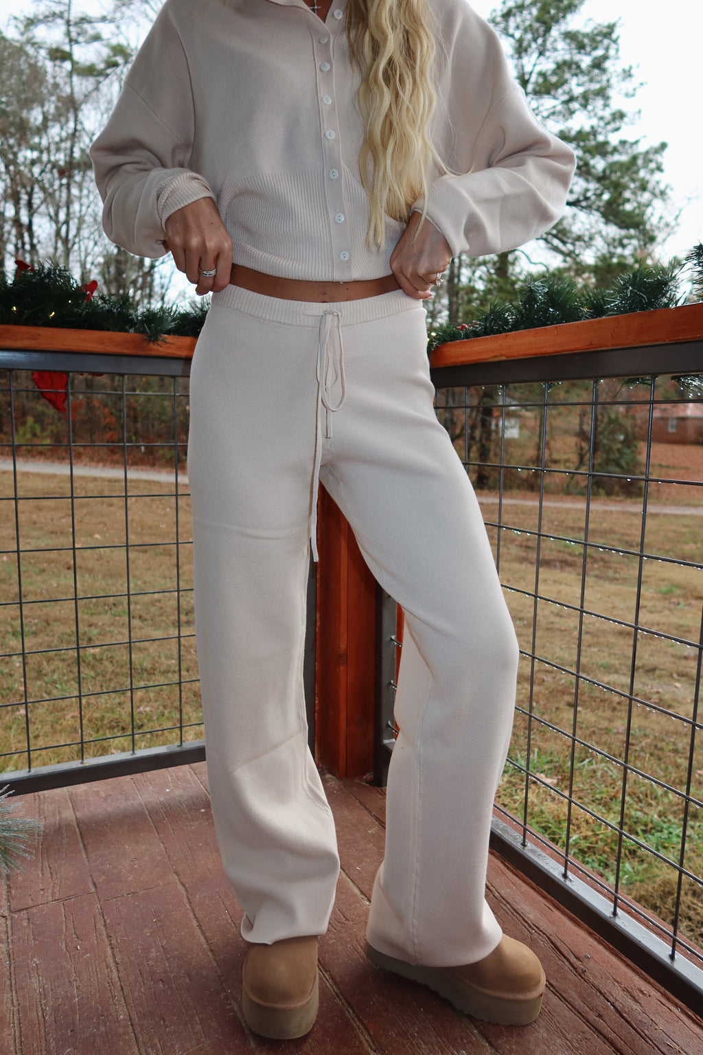Oak Milk Lounge Set