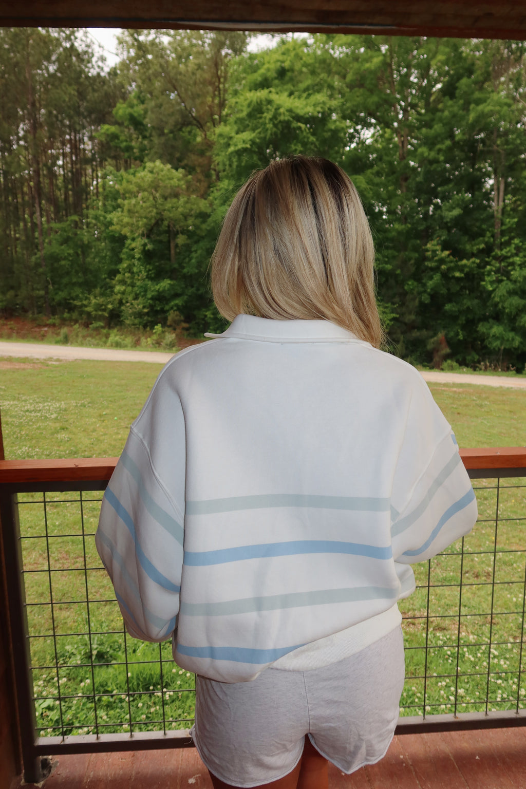 Penelope Pullover (Blue striped)