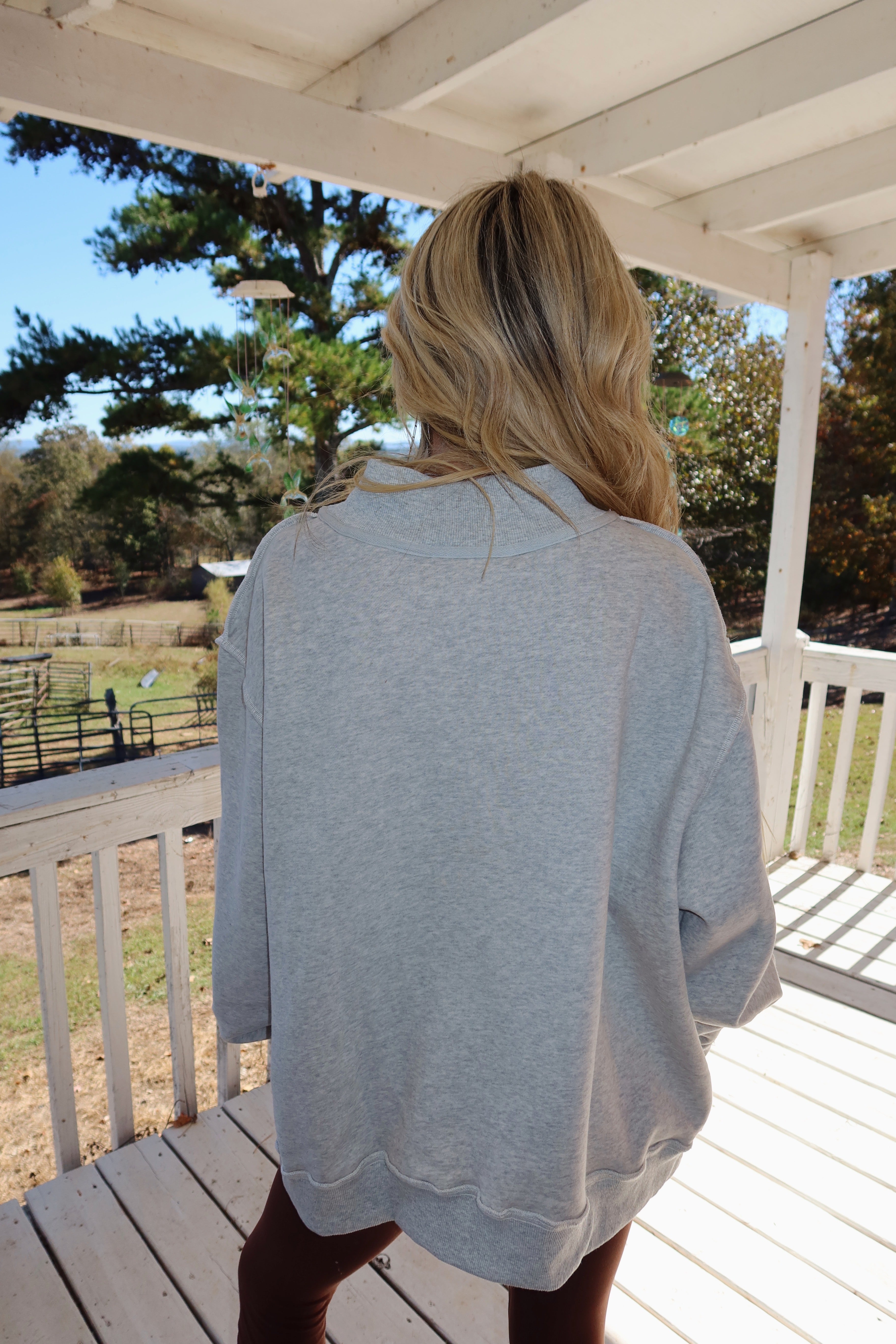 Mother Embroidered Mock Neck – The Wknd Social