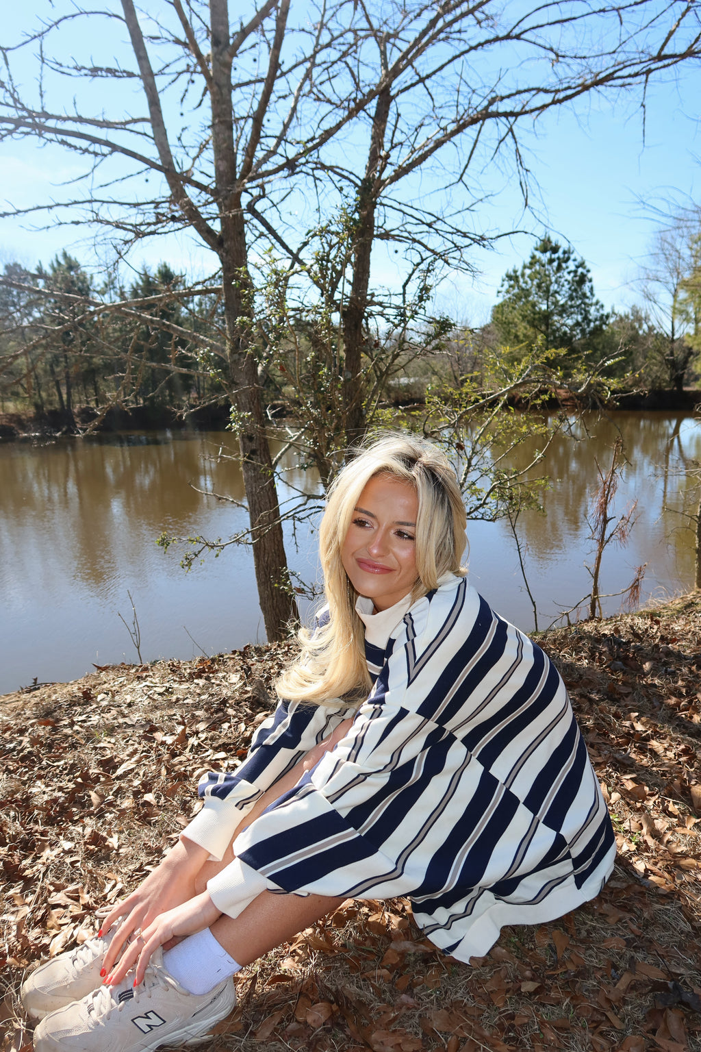 Varsity Mock neck (Navy)