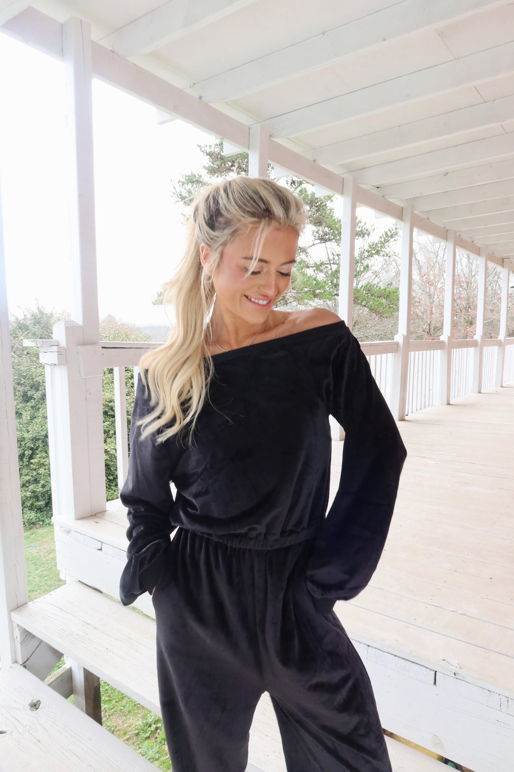 Velvet Jumpsuit (Black)