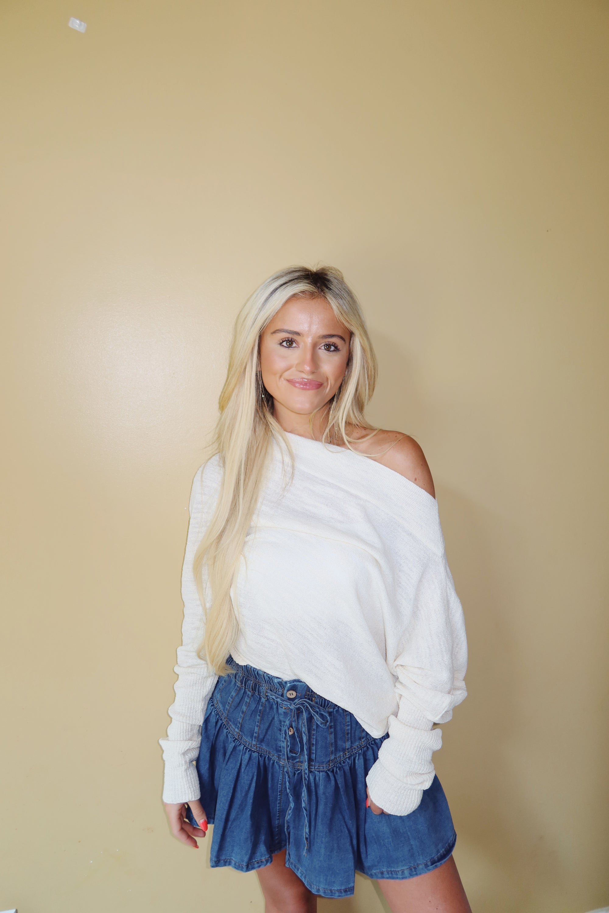Laurel One-Shoulder Sweater (CREAM)
