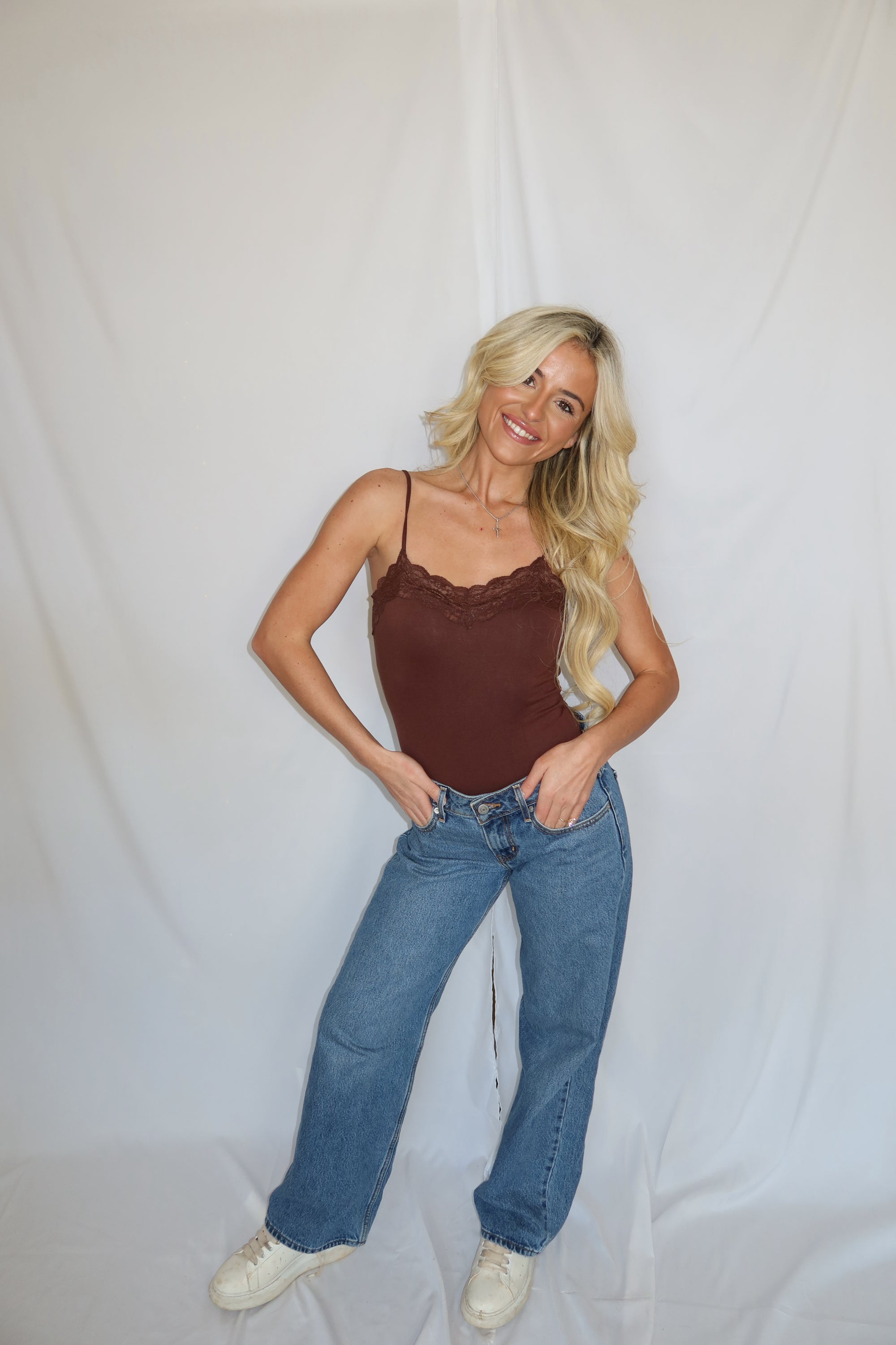 Mira Lace Bodysuit (Brown)
